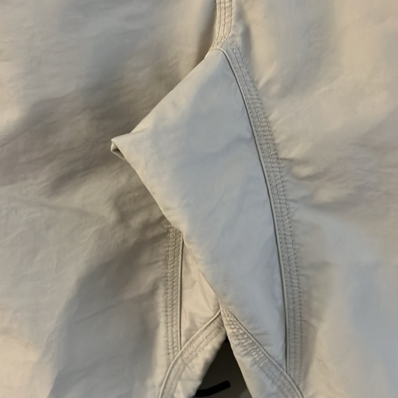 ๐๐๐ MOUNTAIN KHAKIES EUC SIZE 34x32 SLIM FIT POPLIN ๐๐๐ - Picture 5 of 9